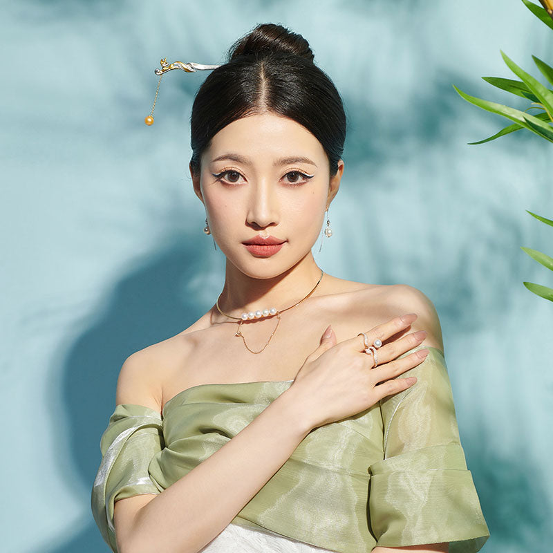 At The First Hair Pin ™ Silver Metalic Traditional Oriental Accessories